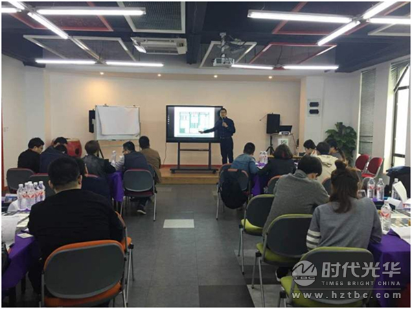 時代光華，譚俊峰，團(tuán)隊建設(shè)，營銷策略